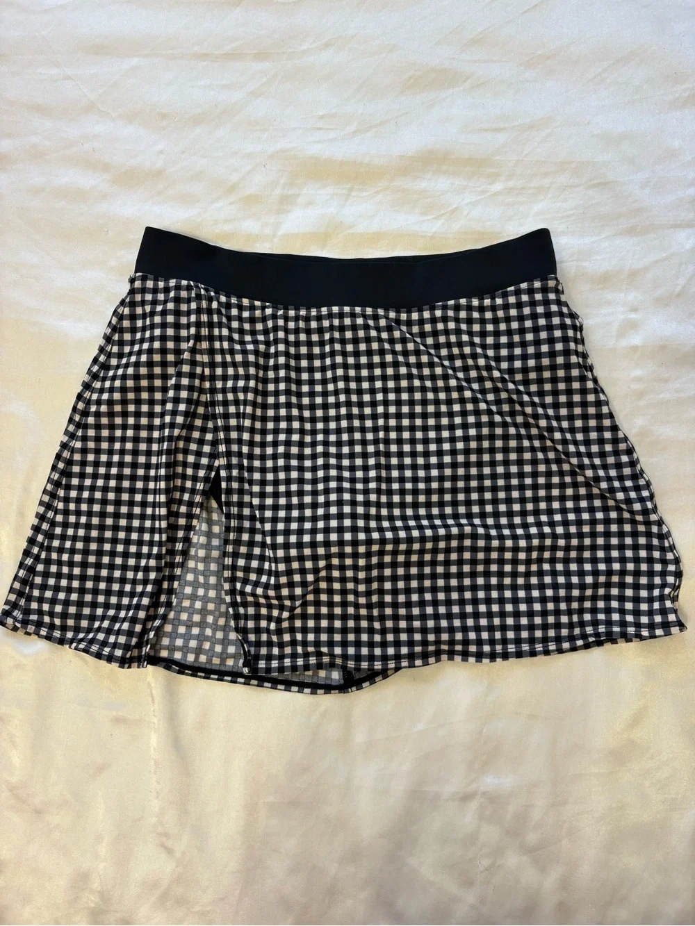Alo Yoga Gingham Black & White Mini Skirt
